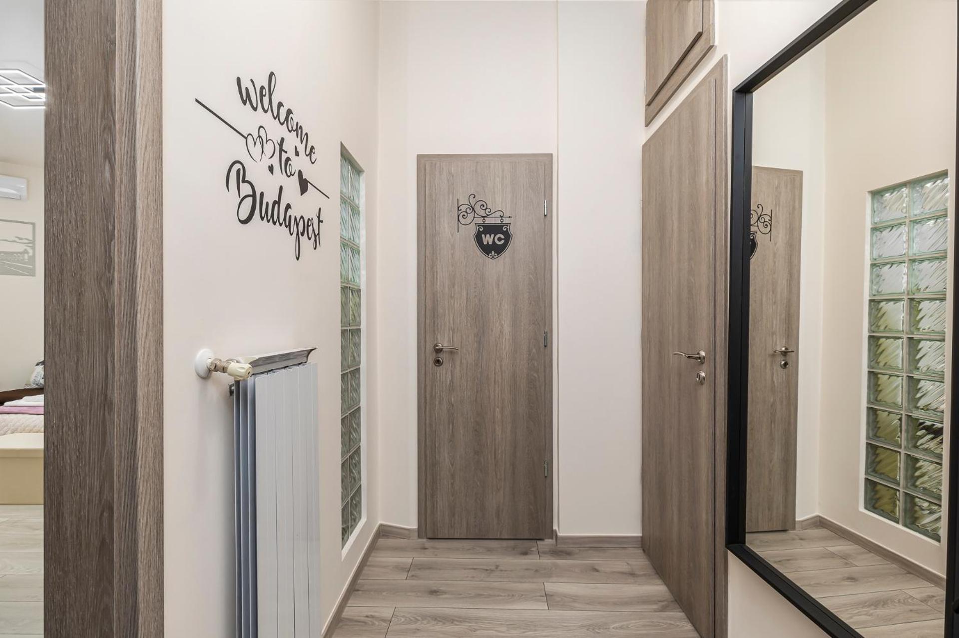 Galaxy Apartement Lift Parking Будапеща Екстериор снимка