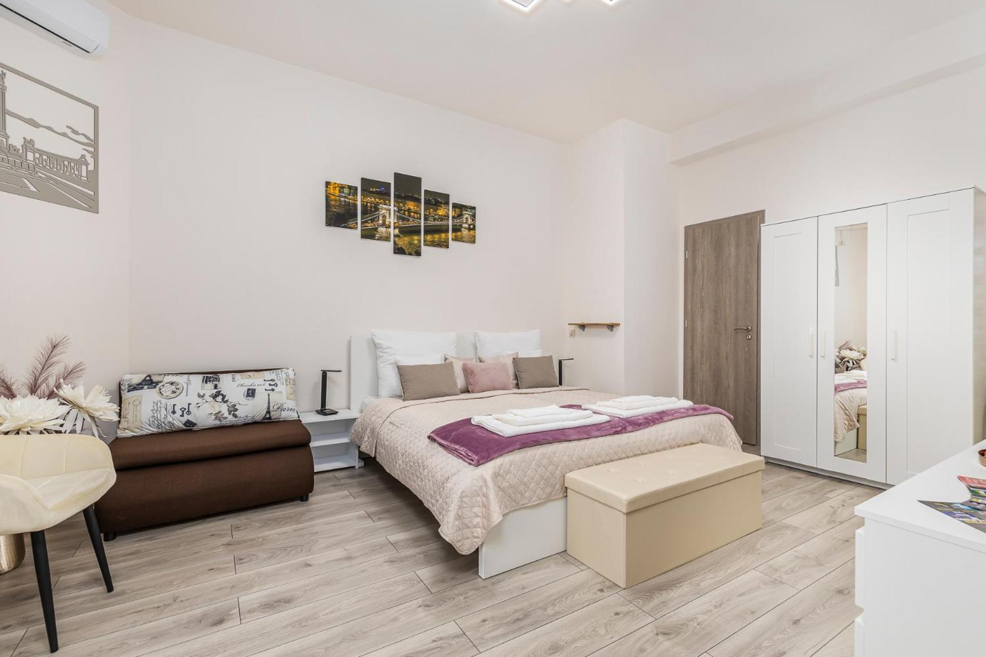 Galaxy Apartement Lift Parking Будапеща Екстериор снимка